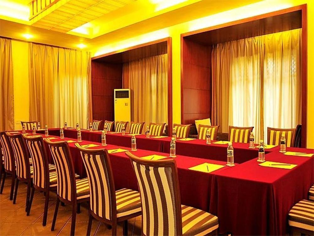 Marina Spa Hotel Sanya Buitenkant foto