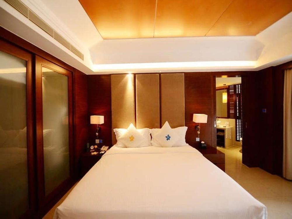 Marina Spa Hotel Sanya Buitenkant foto