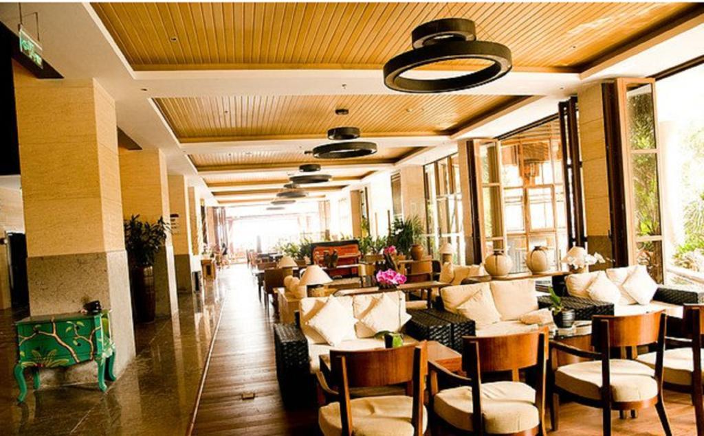 Marina Spa Hotel Sanya Buitenkant foto