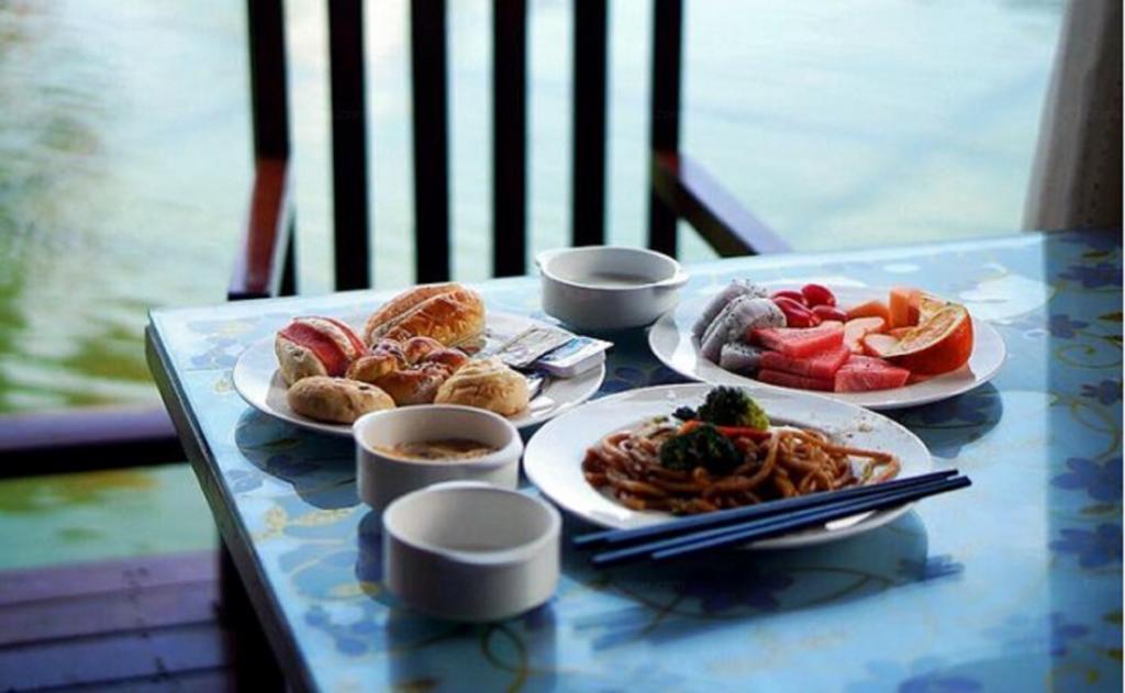 Marina Spa Hotel Sanya Buitenkant foto