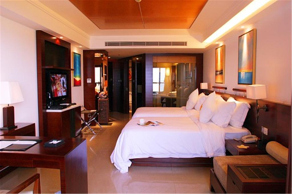 Marina Spa Hotel Sanya Buitenkant foto